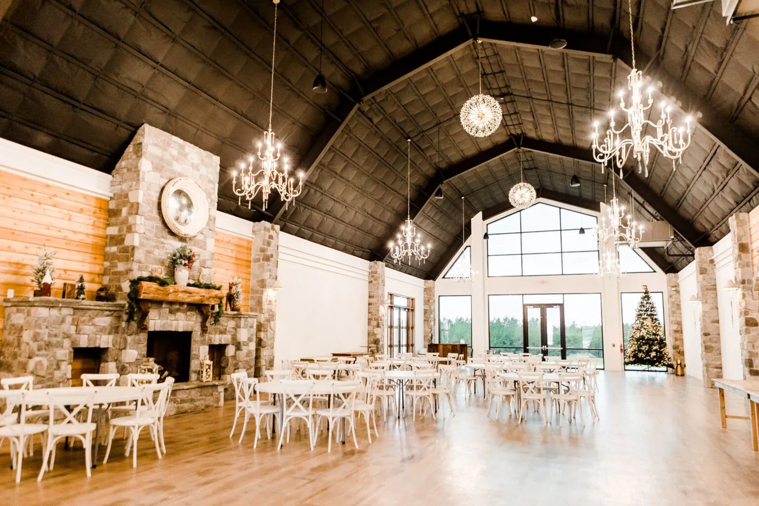 The light-filled glass hall at DuGaren Venues and Vineyard